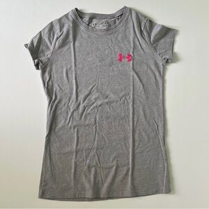 Under Armour girls’ loose short sleeve grey t-shirt, size M